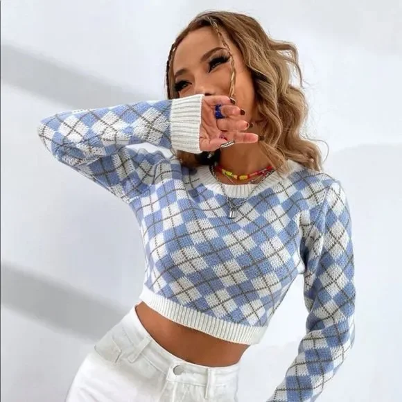 Pattern crop sweater  - Picture 2 of 9